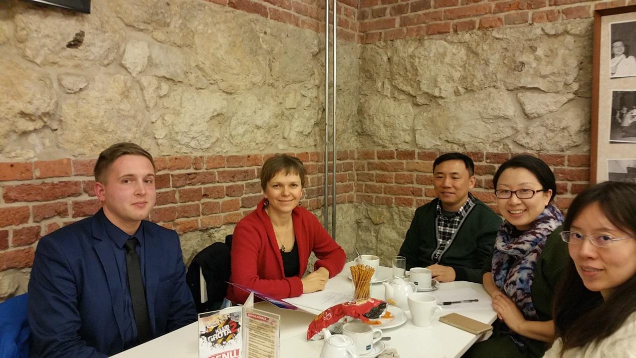 图片4.jpg 图片4.jpg